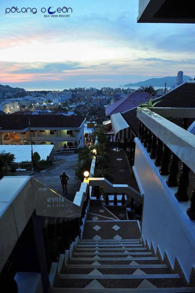 Aksarai Hotel Patong Kültér fotó
