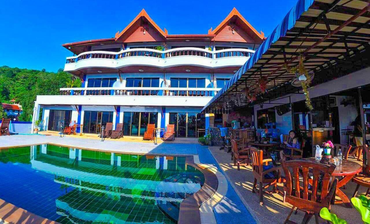 Aksarai Hotel Patong Kültér fotó