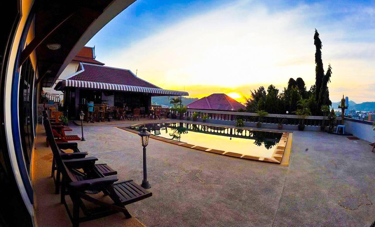Aksarai Hotel Patong Kültér fotó