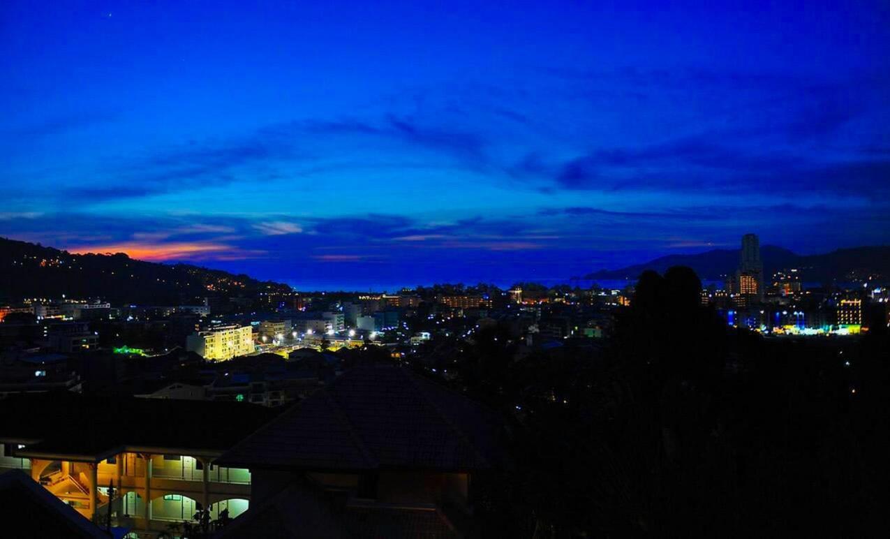 Aksarai Hotel Patong Kültér fotó