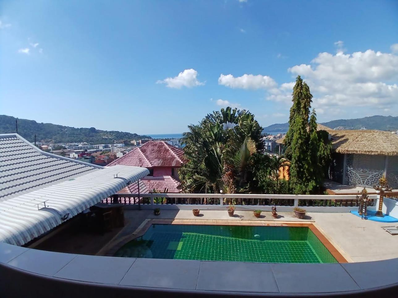 Aksarai Hotel Patong Kültér fotó